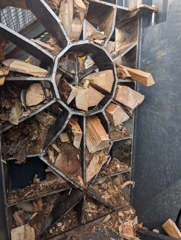 Buy Kiln Dried Hardwood and Softwood Firewood Logs